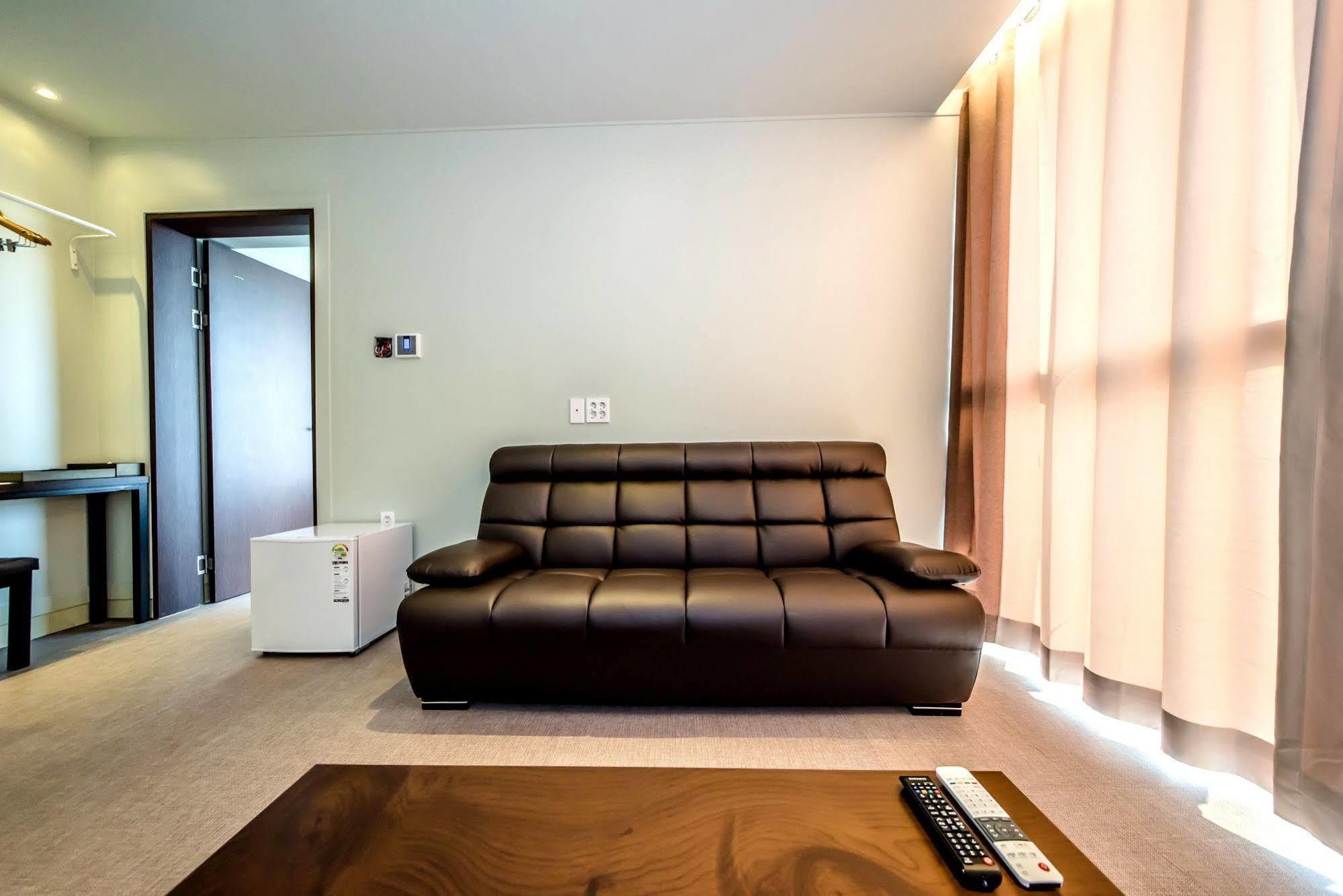 Sunrise Hotel Jungmun Branch Seogwipo Exterior foto